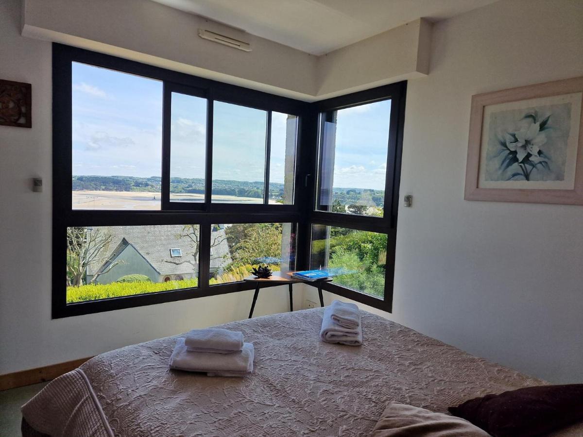 Architect Villa With Fantastic Sea View, Locquirec Eksteriør billede